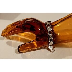 Vintage Sarah Coventry 7-in silver toned chain bracelet